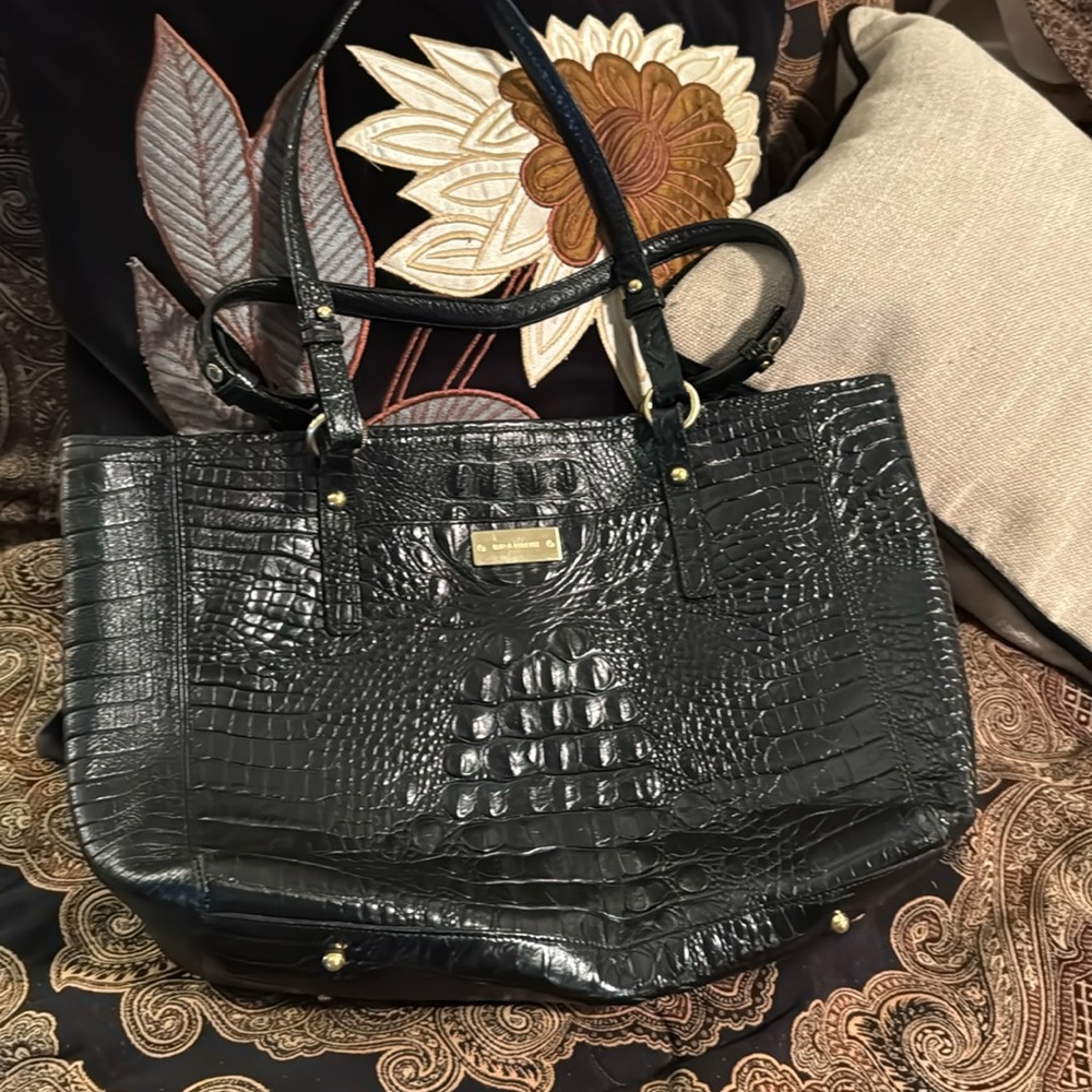 Brahmin black and gold beautiful leather handbag